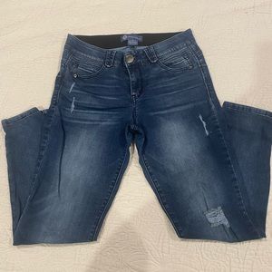 Democracy Jeans size 6